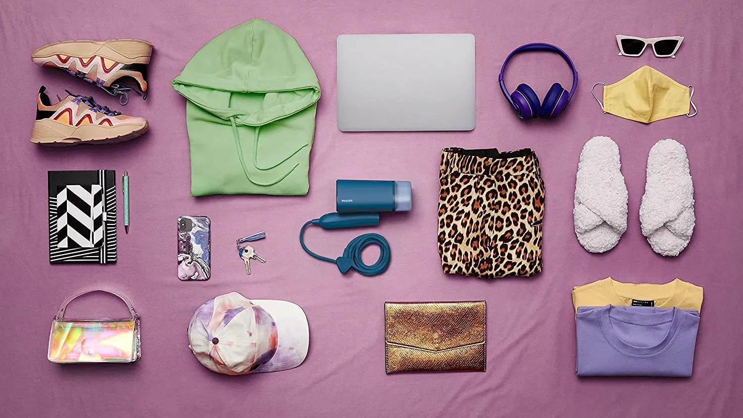 Philips 1000W Compact Handheld Steamer - Blue - Image 2