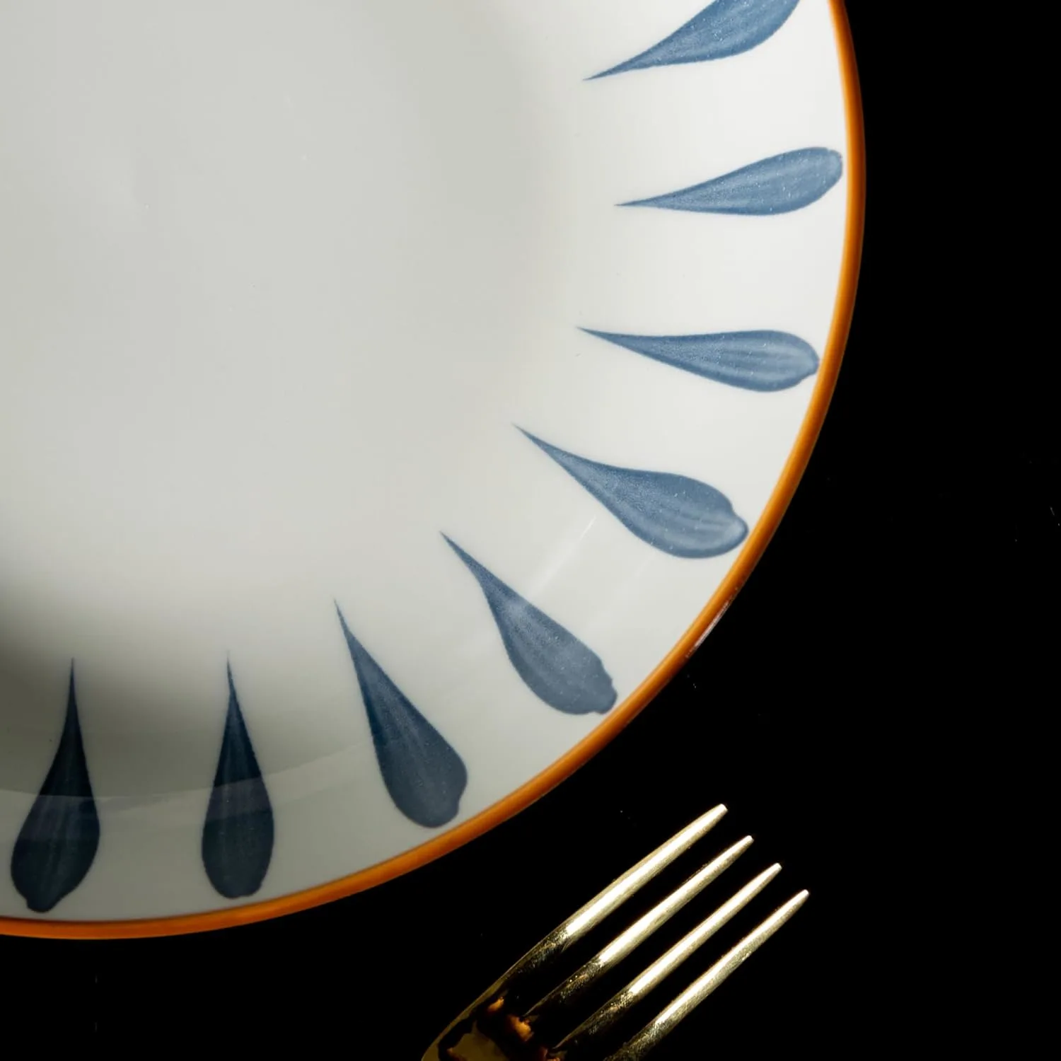 Blue & White Dinnerware Set - 8 Piece Ceramic Dish Set - Image 3