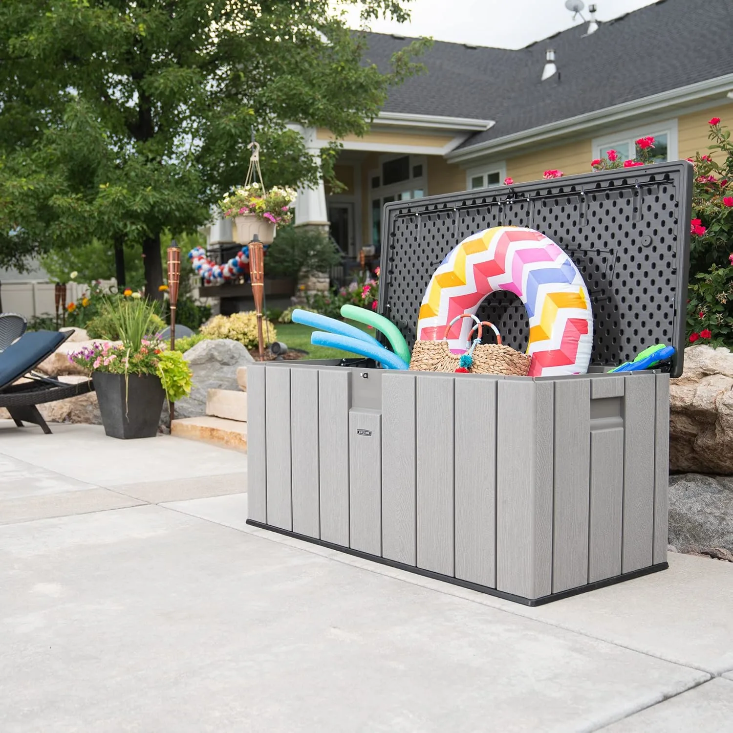 Lifetime 150 Gallon Deck Box - Outdoor Storage - Image 2